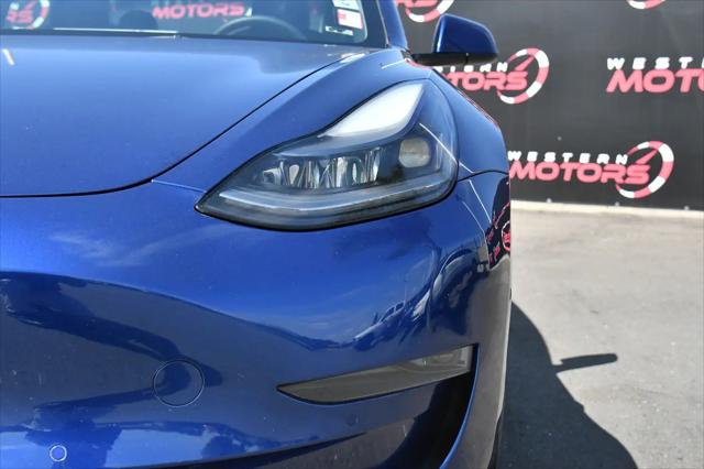 2022 Tesla Model 3 Rear-Wheel Drive