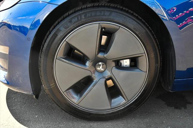 2022 Tesla Model 3 Rear-Wheel Drive