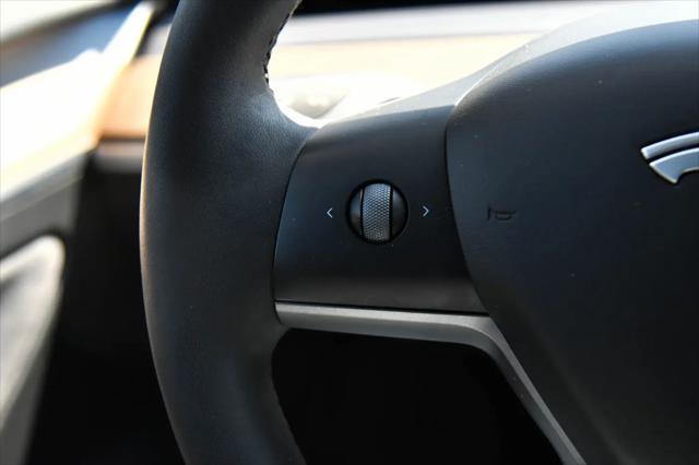 2022 Tesla Model 3 Rear-Wheel Drive