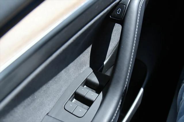 2022 Tesla Model 3 Rear-Wheel Drive