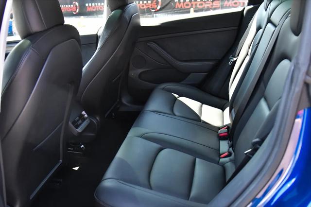 2022 Tesla Model 3 Rear-Wheel Drive