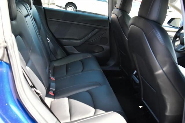 2022 Tesla Model 3 Rear-Wheel Drive