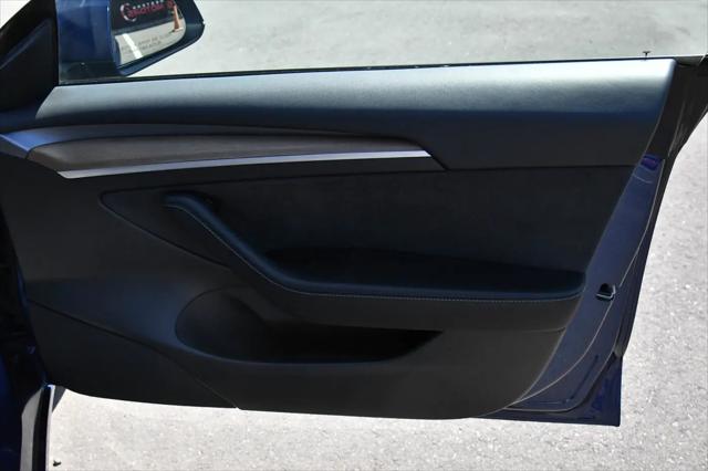2022 Tesla Model 3 Rear-Wheel Drive