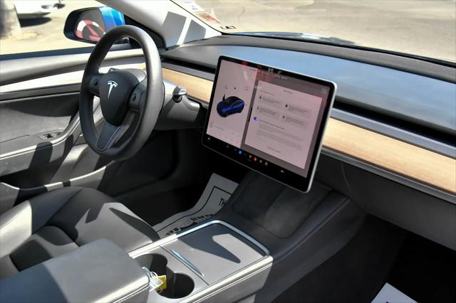 2022 Tesla Model 3 Rear-Wheel Drive