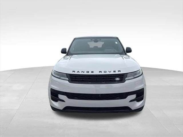 2026 Land Rover Range Rover Sport P360 SE