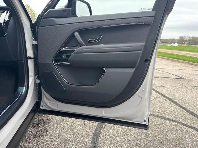 2026 Land Rover Range Rover Sport P360 SE
