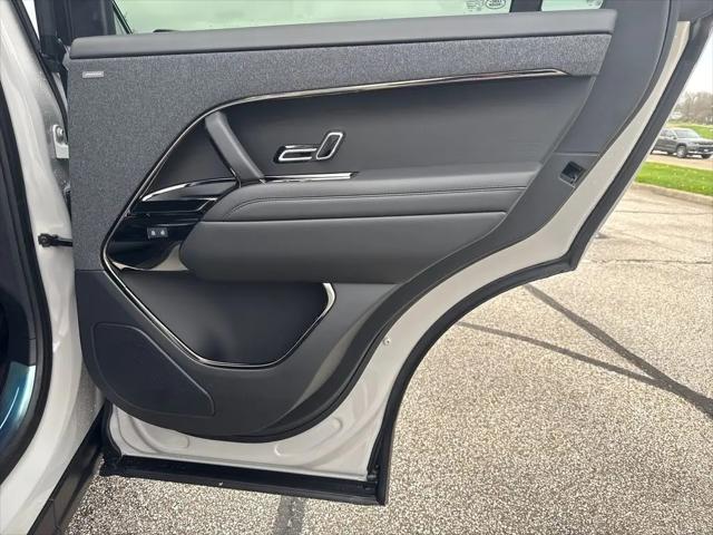 2026 Land Rover Range Rover Sport P360 SE