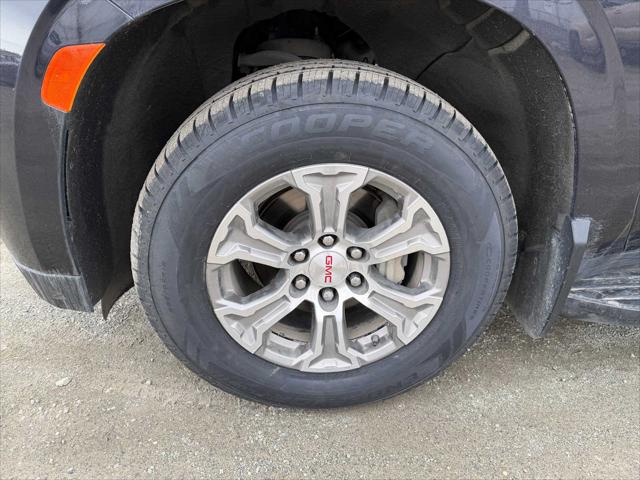 2023 GMC Yukon XL SLE