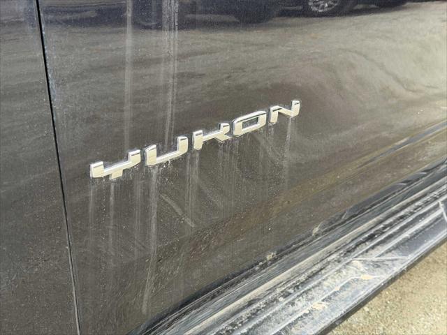 2023 GMC Yukon XL SLE