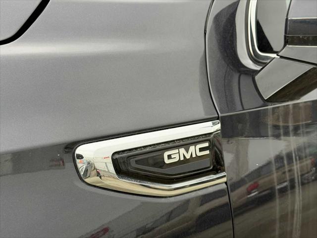 2023 GMC Yukon XL SLE