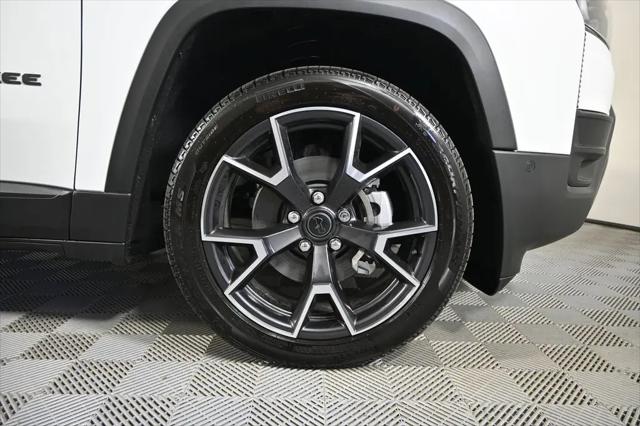2026 Jeep Cherokee Overland 4x4