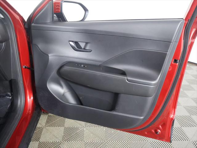 2025 Hyundai Kona SE
