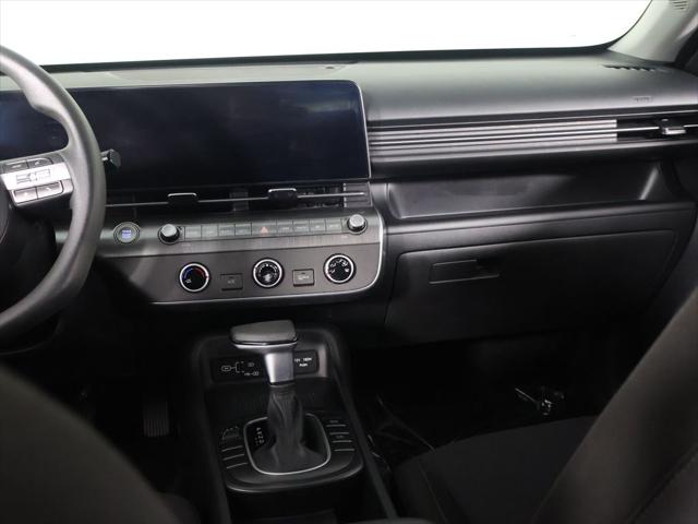 2025 Hyundai Kona SE