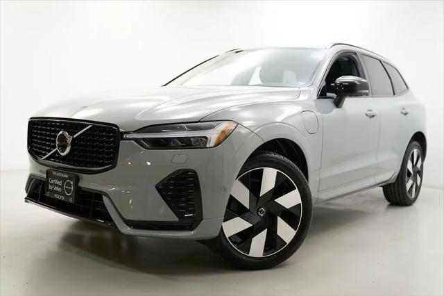 2024 Volvo XC60 Recharge T8 Plus Dark Theme