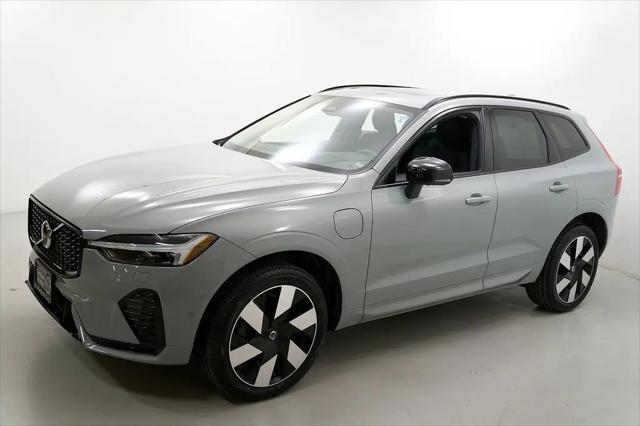 2024 Volvo XC60 Recharge T8 Plus Dark Theme