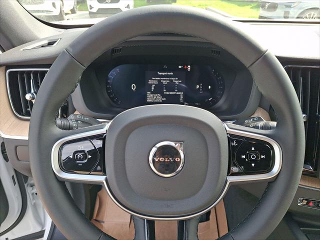 2026 Volvo XC60 B5 Plus