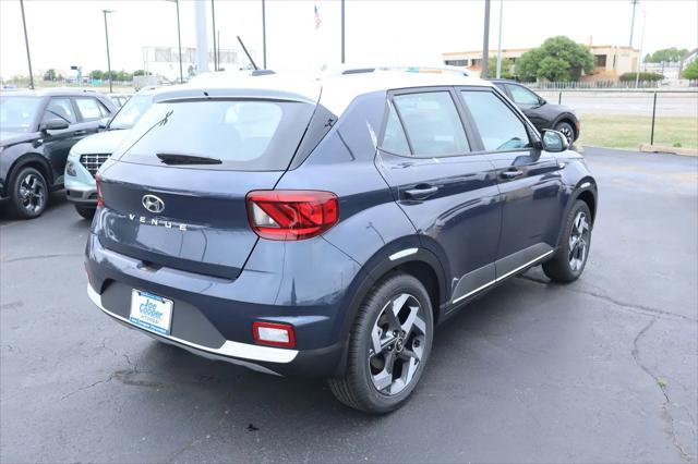 2026 Hyundai Venue SEL w/Two-Tone Roof