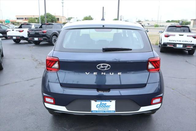 2026 Hyundai Venue SEL w/Two-Tone Roof
