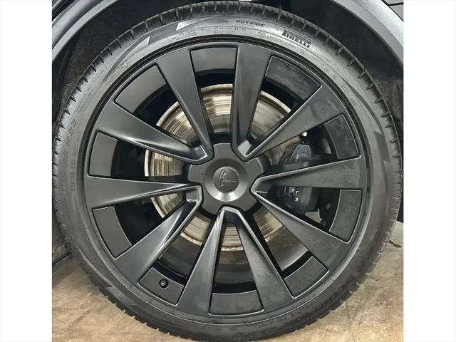 2023 Tesla Model X Standard Range