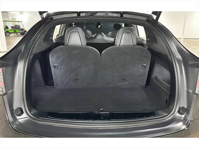 2023 Tesla Model X Standard Range