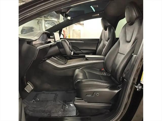 2023 Tesla Model X Standard Range