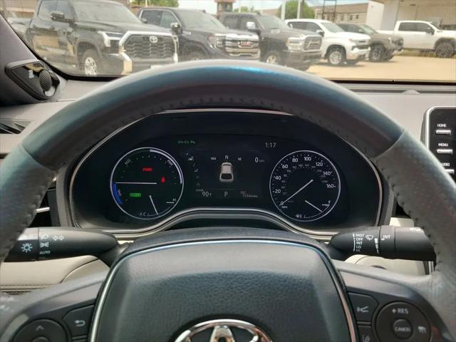 2021 Toyota Avalon Limited Hybrid