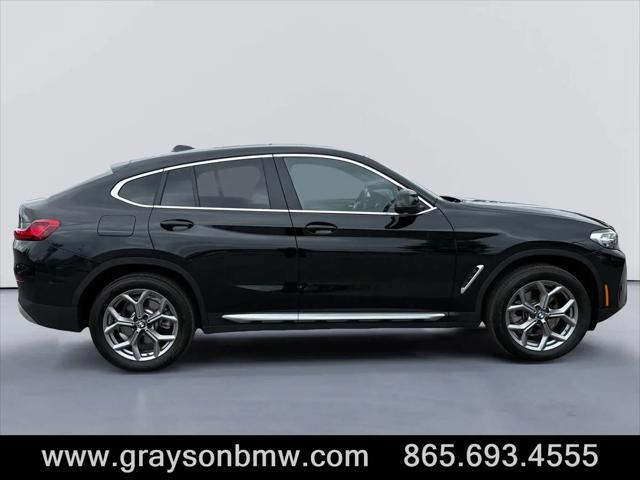 2025 BMW X4 xDrive30i