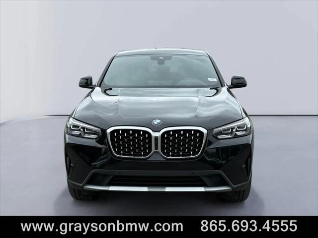 2025 BMW X4 xDrive30i