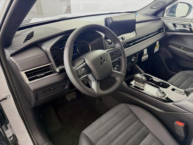 2026 Mitsubishi Outlander LE 1.5T S-AWC