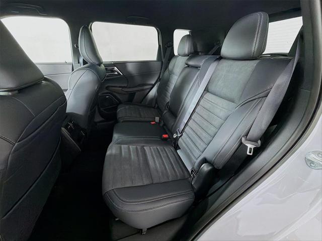 2026 Mitsubishi Outlander LE 1.5T S-AWC
