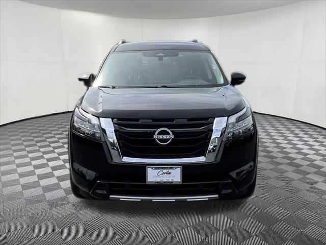 2025 Nissan Pathfinder SL 4WD
