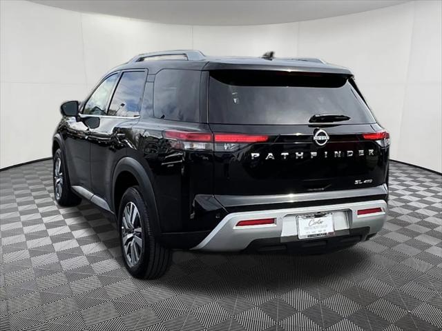 2025 Nissan Pathfinder SL 4WD
