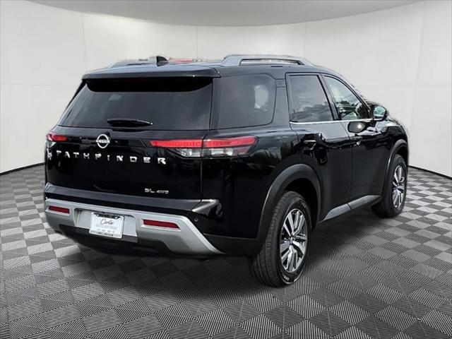 2025 Nissan Pathfinder SL 4WD