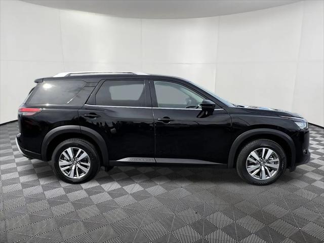2025 Nissan Pathfinder SL 4WD