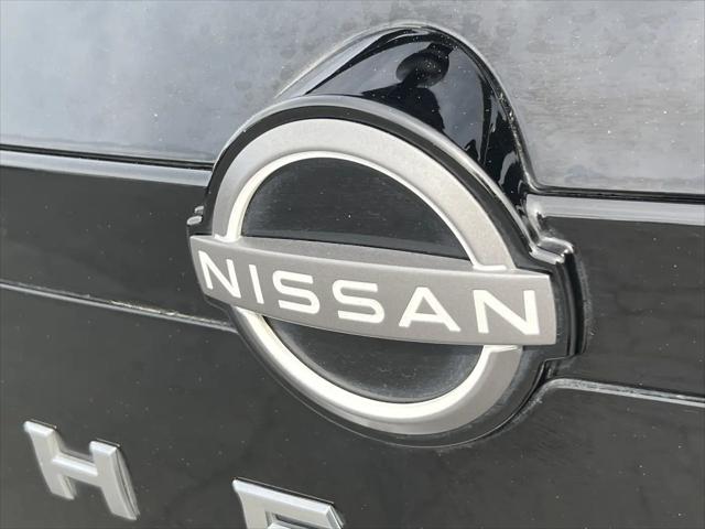 2025 Nissan Pathfinder SL 4WD