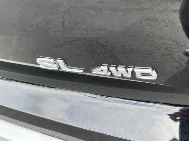 2025 Nissan Pathfinder SL 4WD