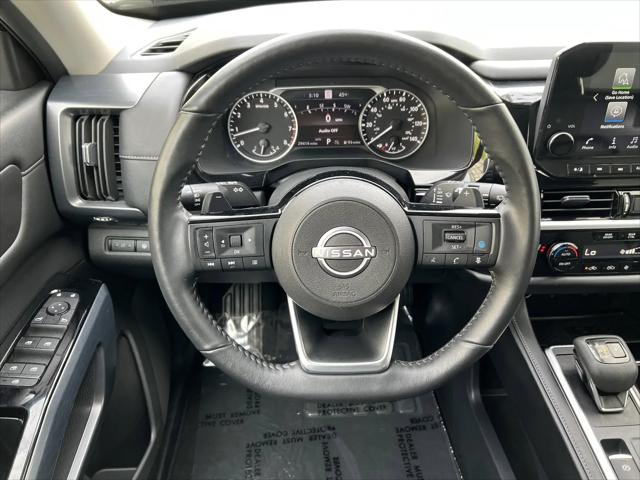 2025 Nissan Pathfinder SL 4WD