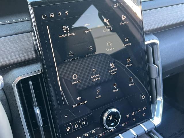 2026 GMC Acadia Denali AWD