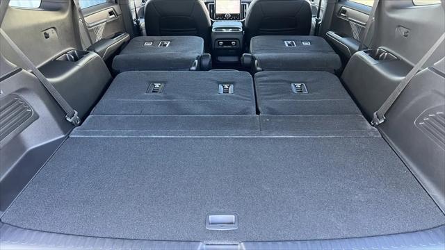 2026 GMC Acadia Denali AWD