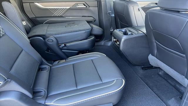 2026 GMC Acadia Denali AWD