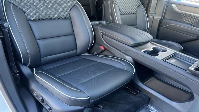 2026 GMC Acadia Denali AWD