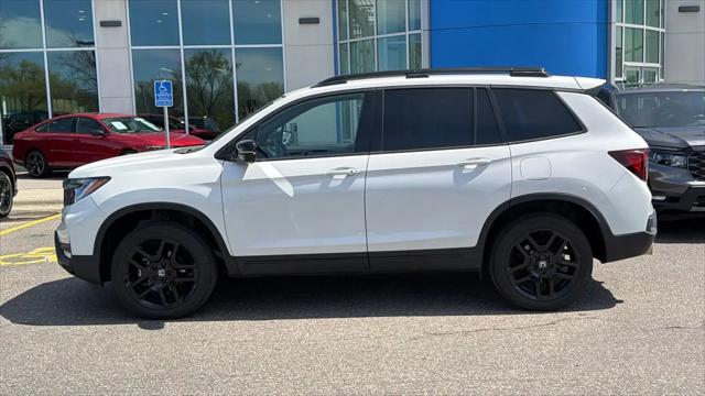 2025 Honda Passport AWD Black