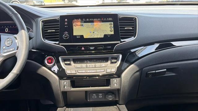 2025 Honda Passport AWD Black