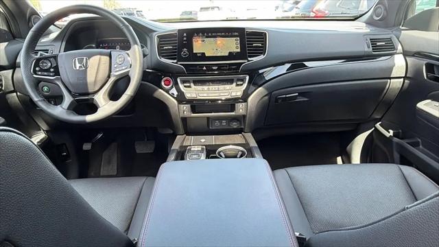 2025 Honda Passport AWD Black