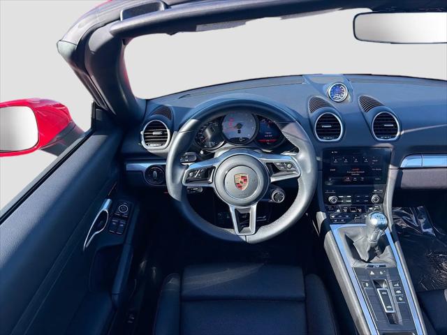 2025 Porsche 718 Boxster S
