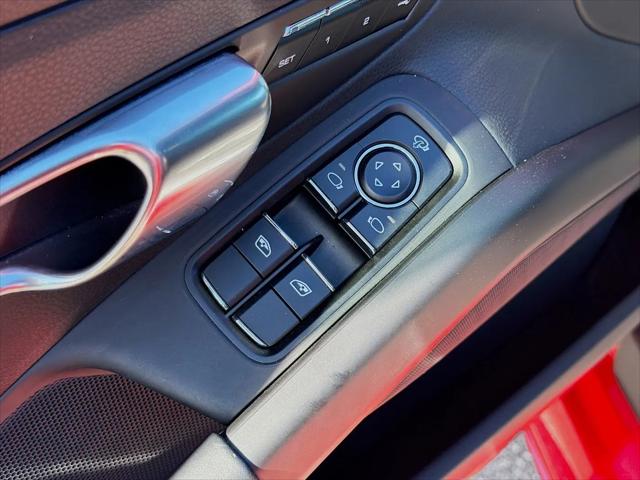 2025 Porsche 718 Boxster S