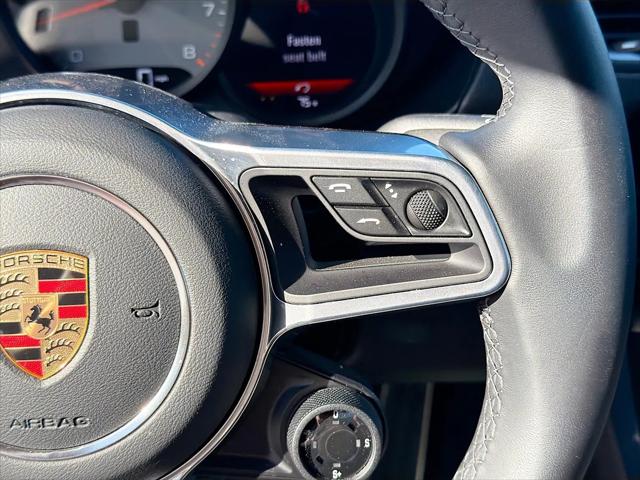 2025 Porsche 718 Boxster S