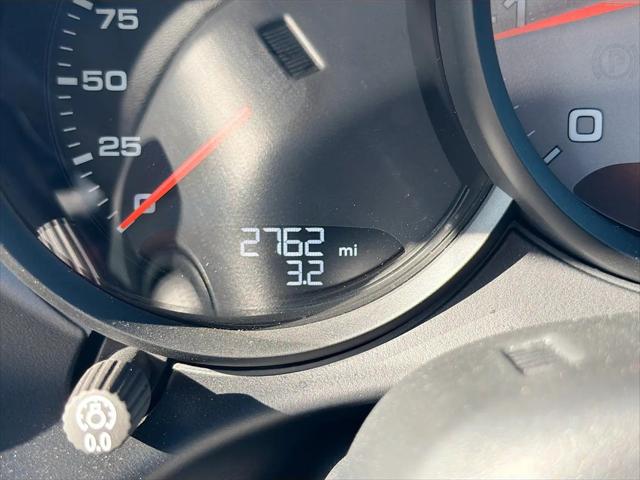 2025 Porsche 718 Boxster S
