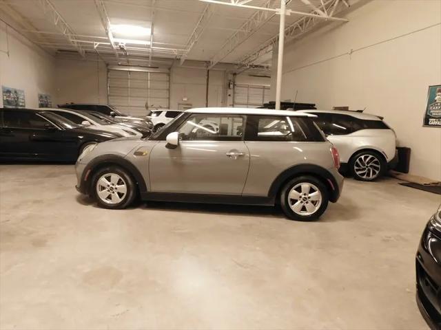 2017 MINI Hardtop Cooper