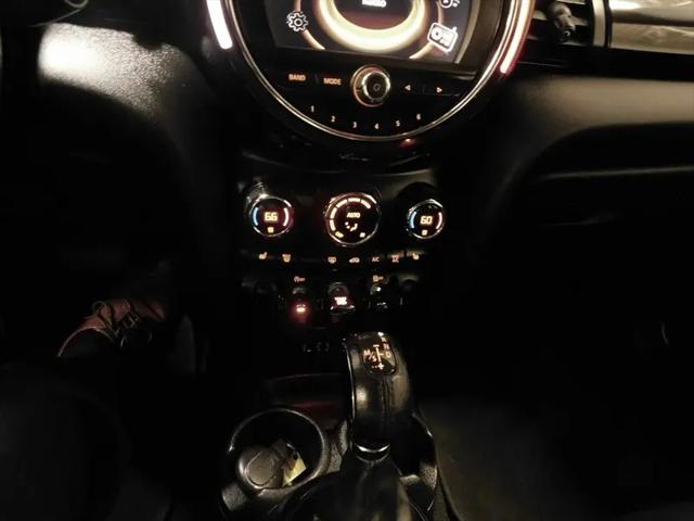 2017 MINI Hardtop Cooper